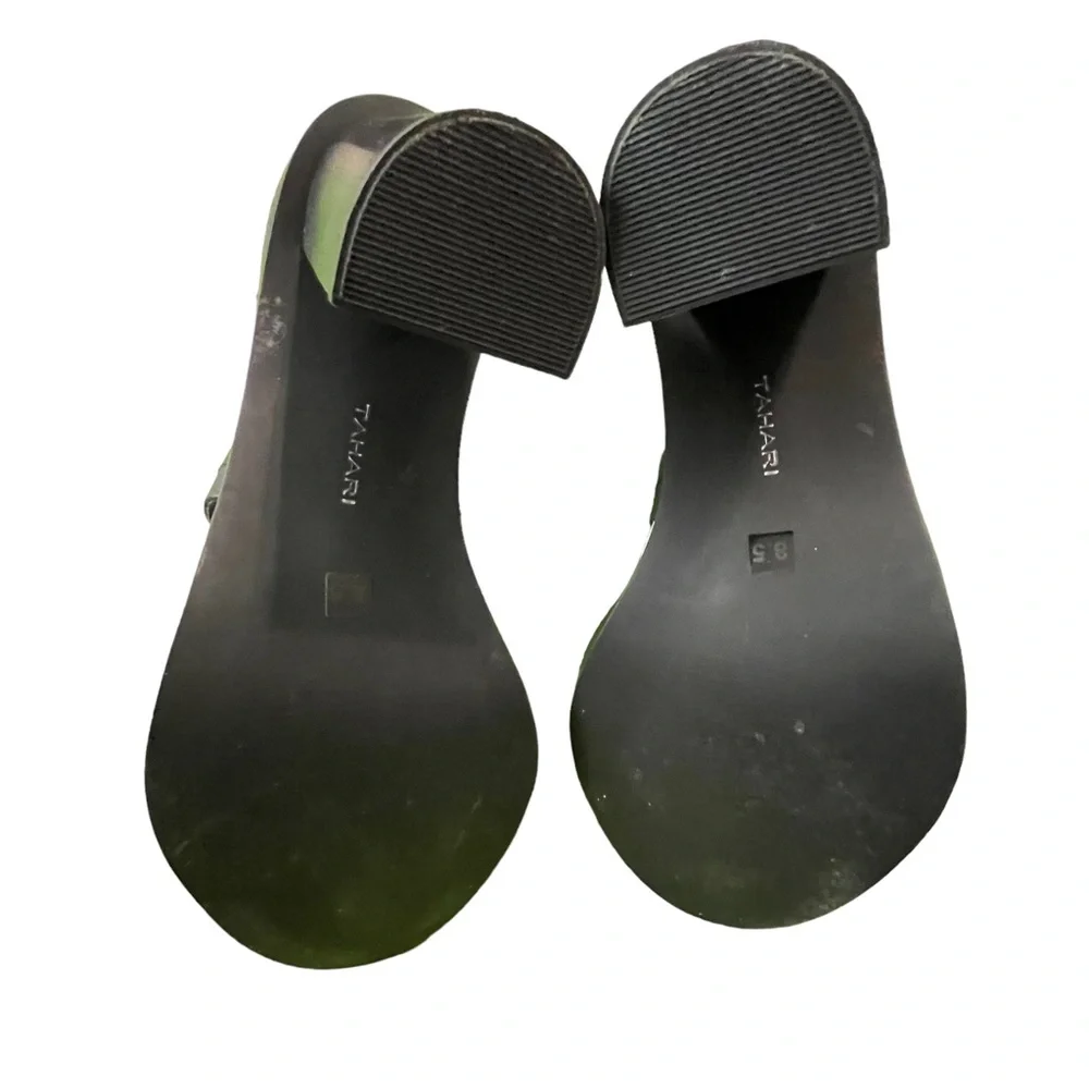Tahari MADE heels Size 8.5